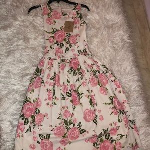 Lands end kids beautiful floral dress